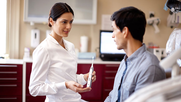 Detener&nbsp;las&nbsp;enc&iacute;as&nbsp;sangrantes&nbsp;- Cuidado de&nbsp;las&nbsp;enc&iacute;as